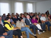 Bild 0 von Sechzig Zuhörer bei Neuvergabe des Hafenumschlags dabei