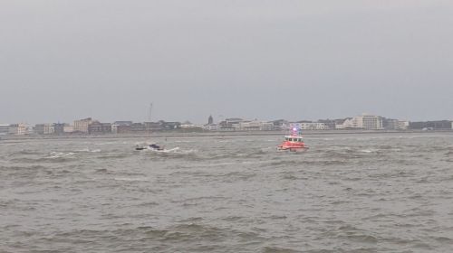 Bild 0 von Ehemaliges Juister Rettungsboot befreite zwei Männer aus Lebensgefahr