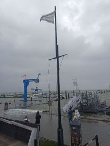 Bild 0 von Zweite Fotostrecke von Sturmtief "Joshua"