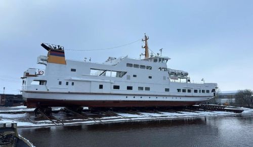 Bild 0 von Fahrgastschiff „Frisia VI“ ist in Oldersum auf der Werft