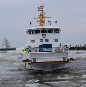 Bild 0 von Neben der Witterung ist auch der Juister Hafen ein Problem