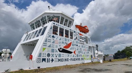 Bild 0 von Fährbetrieb der „Reederei Meine Fähre GmbH“ gesichert