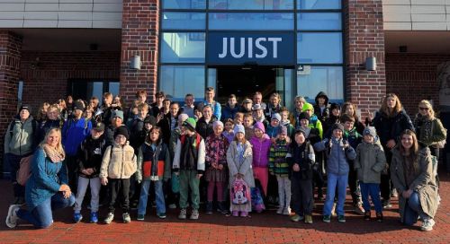 Bild 0 von Schülerschaft der Inselschule Juist in Aurich